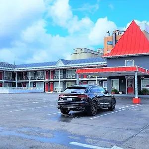 ** Motel Choice By The Falls Canada